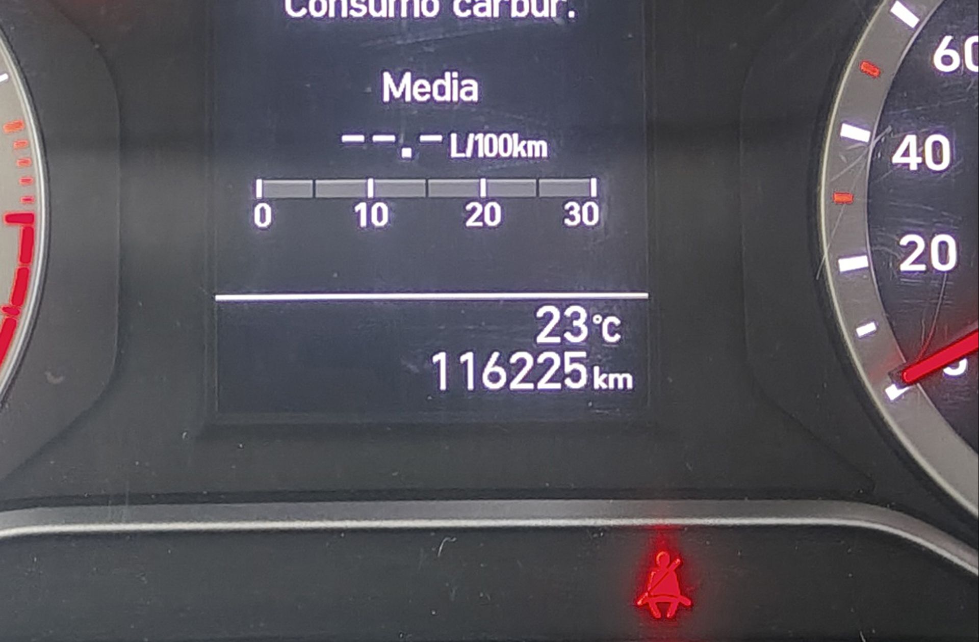 Hyundai i10 1.0 Essence - foto 7