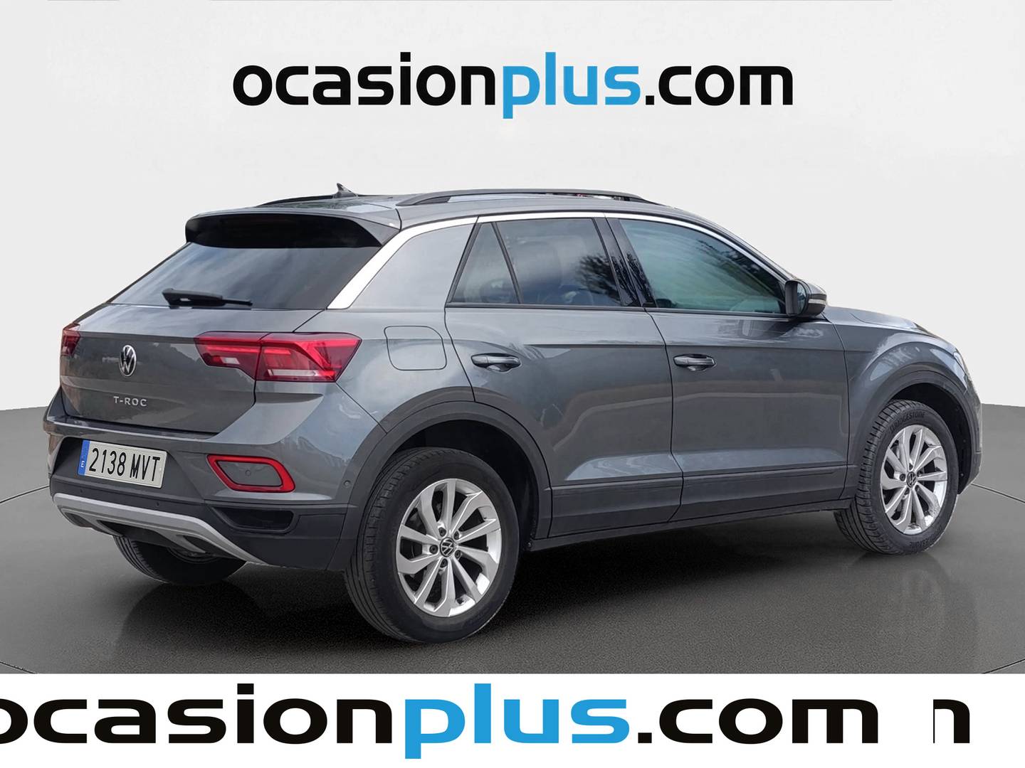 Foto trasera Volkswagen T-Roc Volkswagen T-Roc Life 1.0 TSI (115 CV) derecha