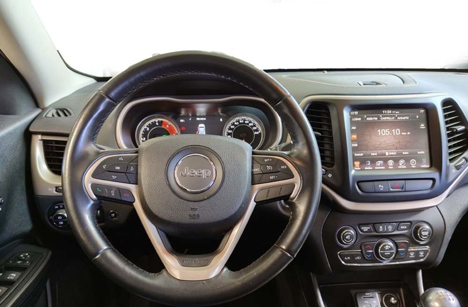 Jeep Cherokee 2.0 CRD Limited 4x2 - foto 26