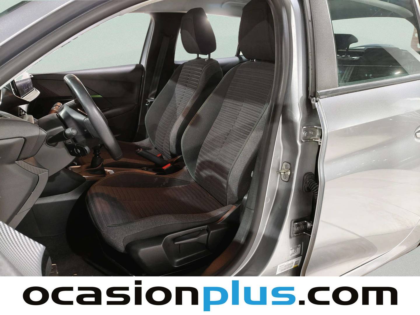 Foto asientos delanteros Peugeot 208 Peugeot 208 PureTech 100 Active (100 CV)