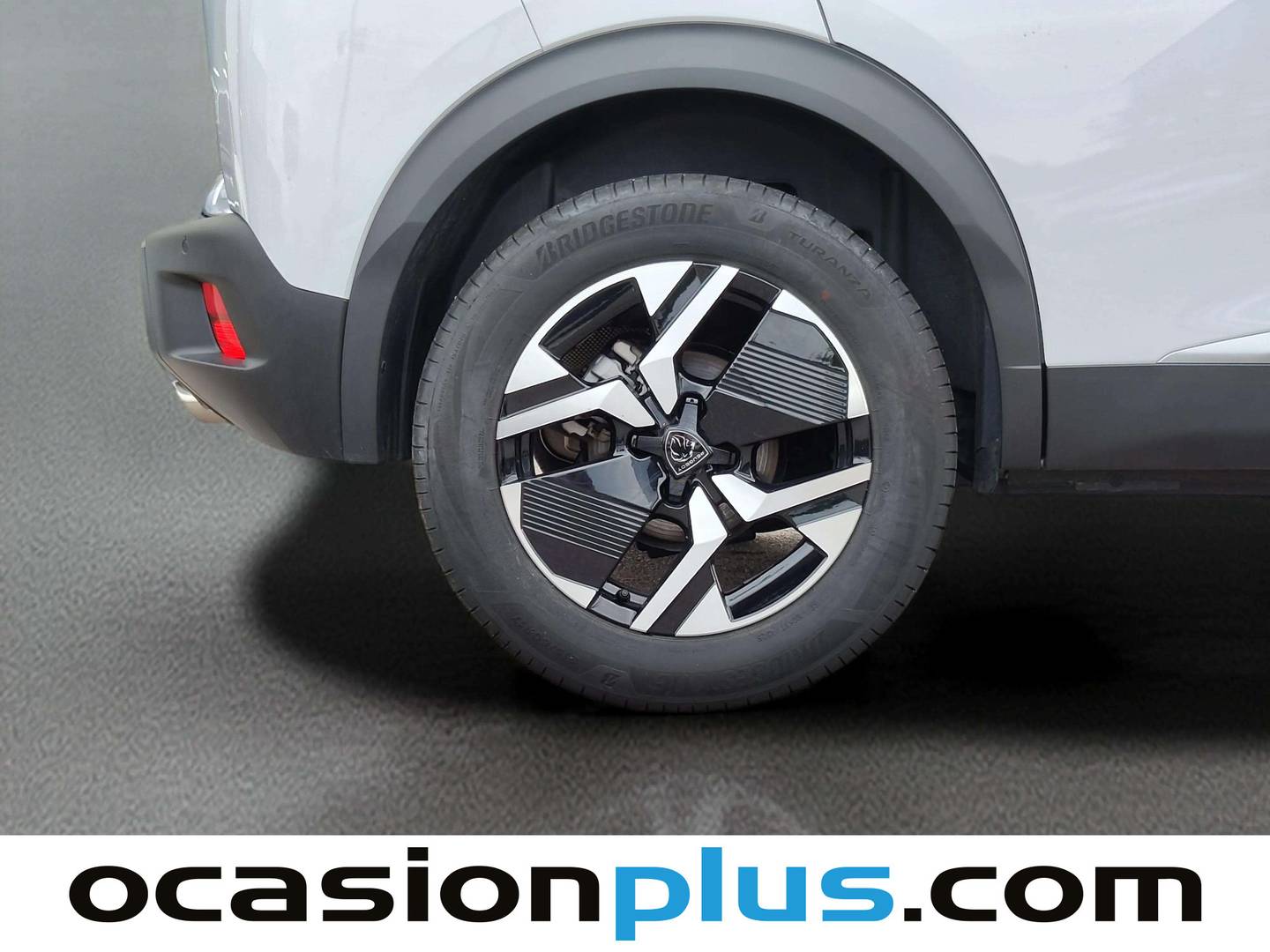 Peugeot 2008 Peugeot 2008 Allure Hybrid eDCS6 (145 CV) 145cv
