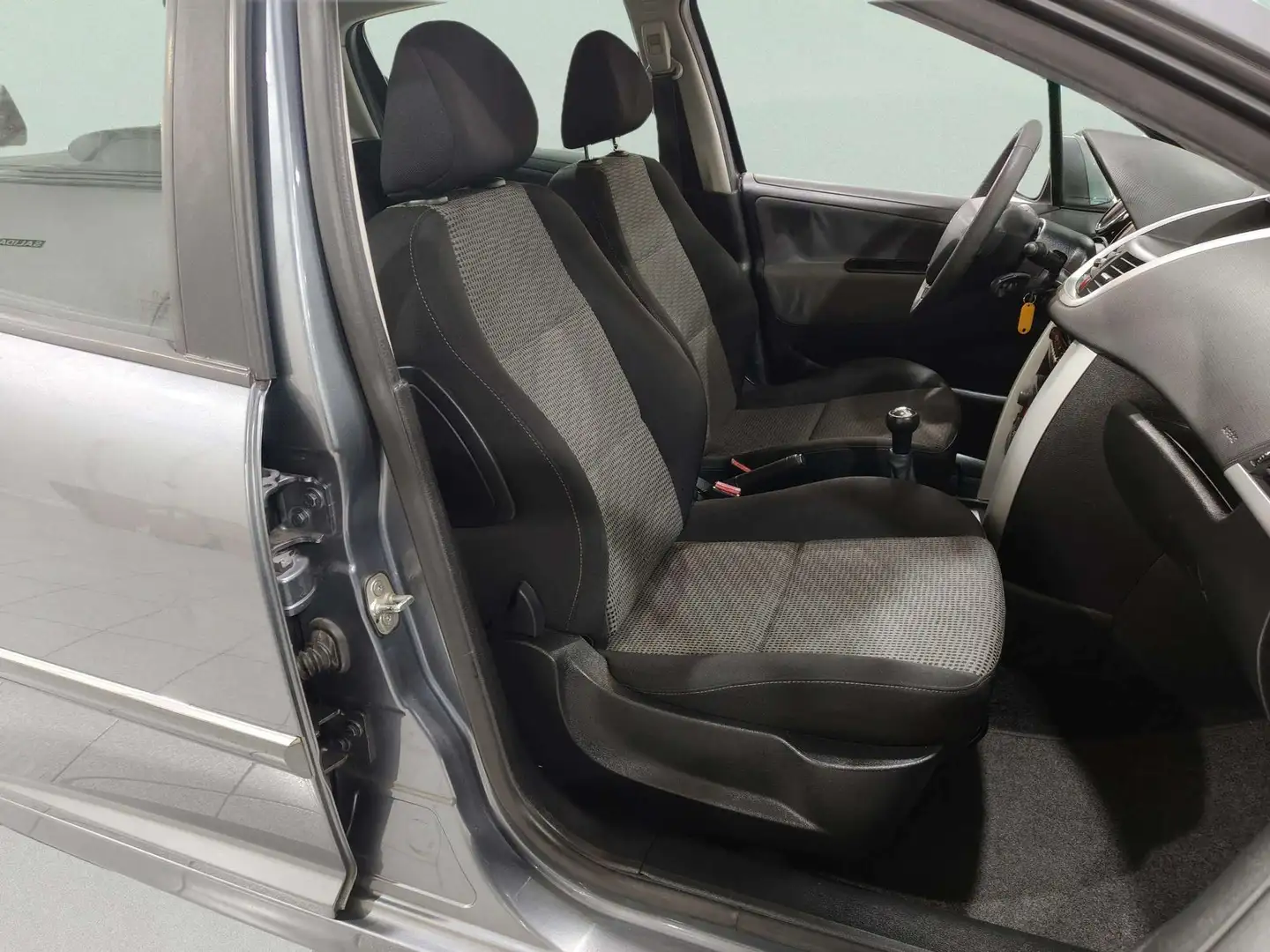 Foto Peugeot 207 Peugeot 207 1.6 HDI Sport (90 CV)