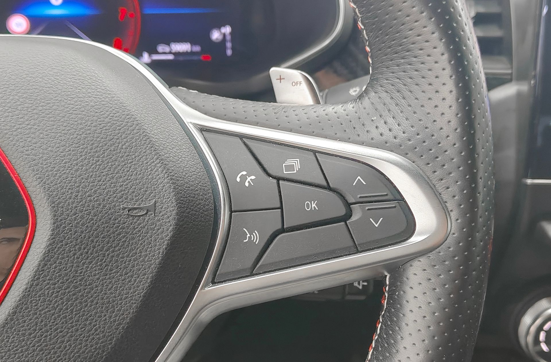 Renault Arkana RS Line TCe EDC Microhíbrido - foto 29