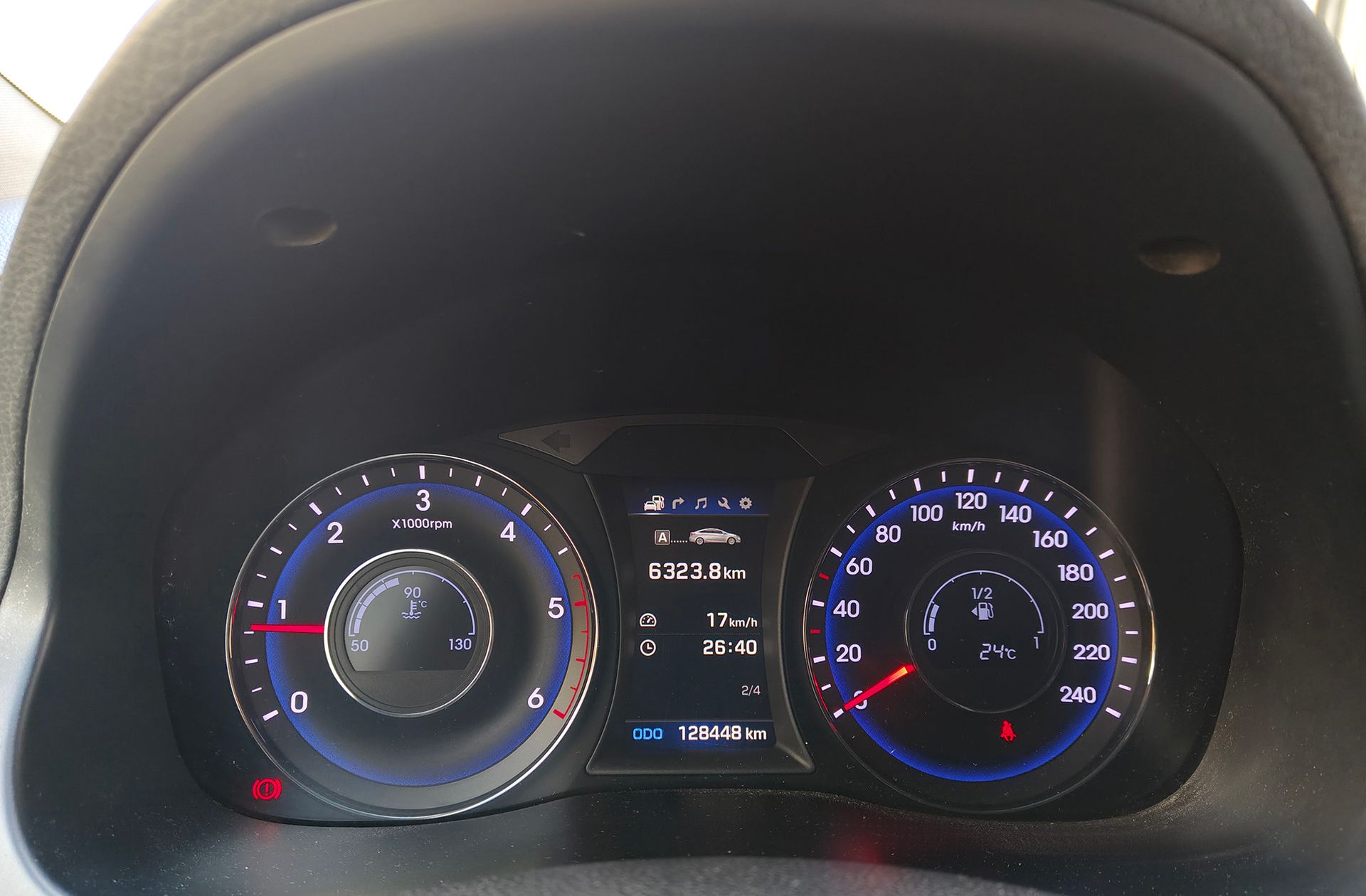 Hyundai i40 1.7 CRDi BlueDrive Tecno - foto 19