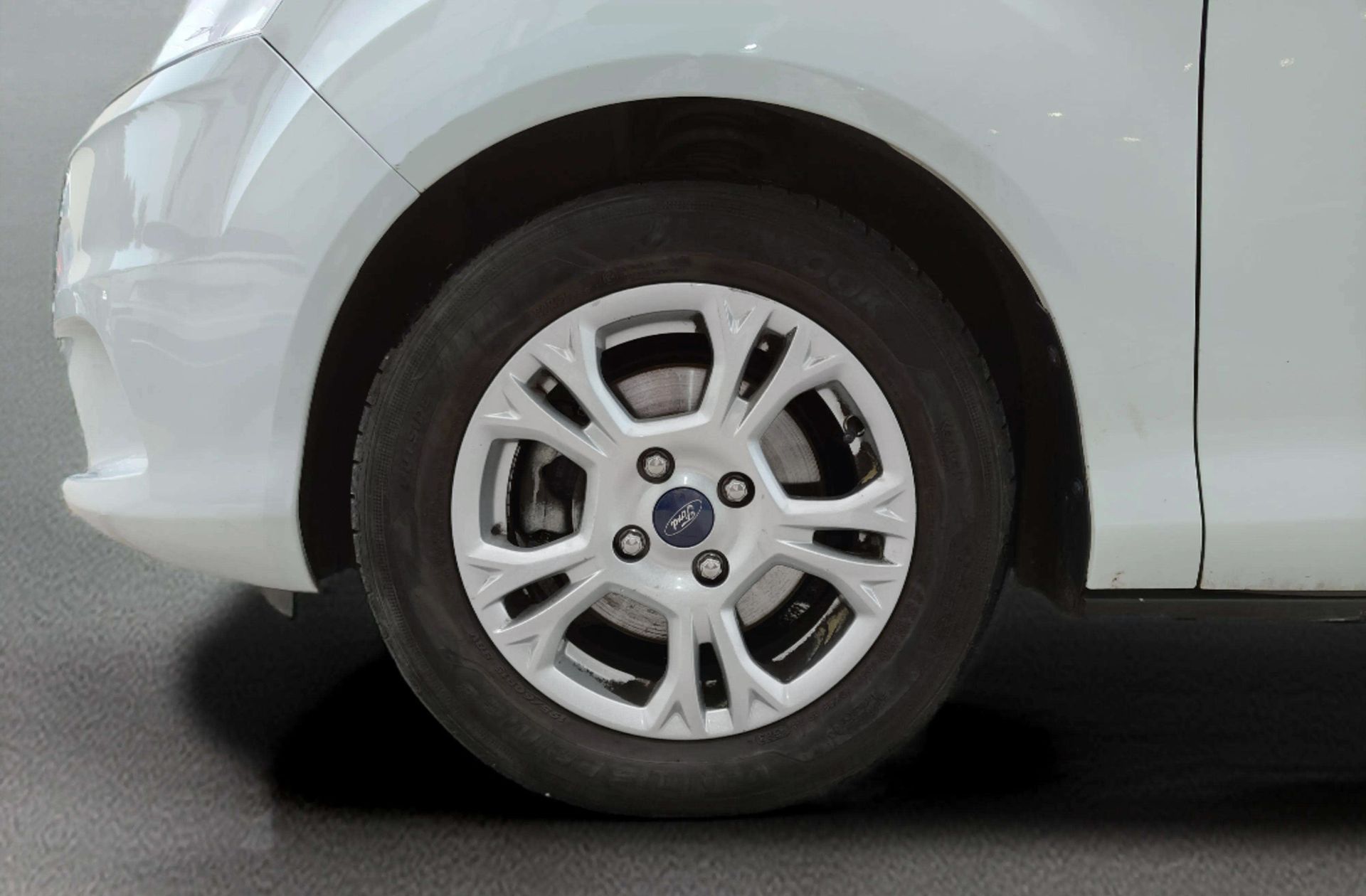 Ford B-Max 1.0 EcoBoost Trend - foto 31