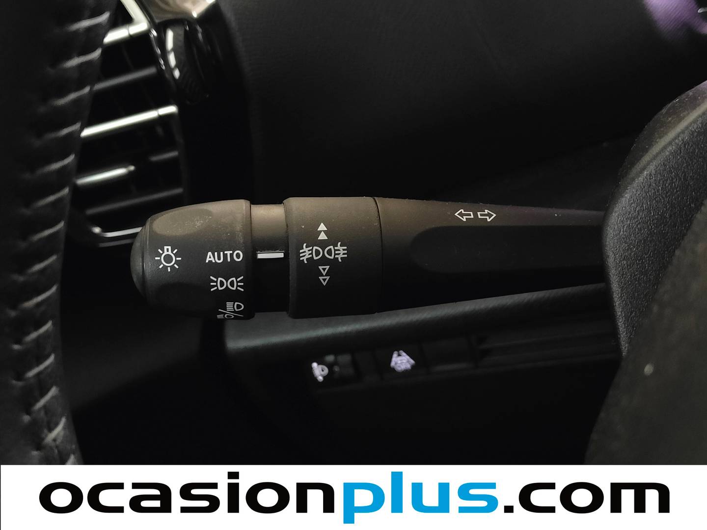 Foto Citroën C4 Citroen C4 PureTech 130 S&S 6v Feel Pack  (130 CV)