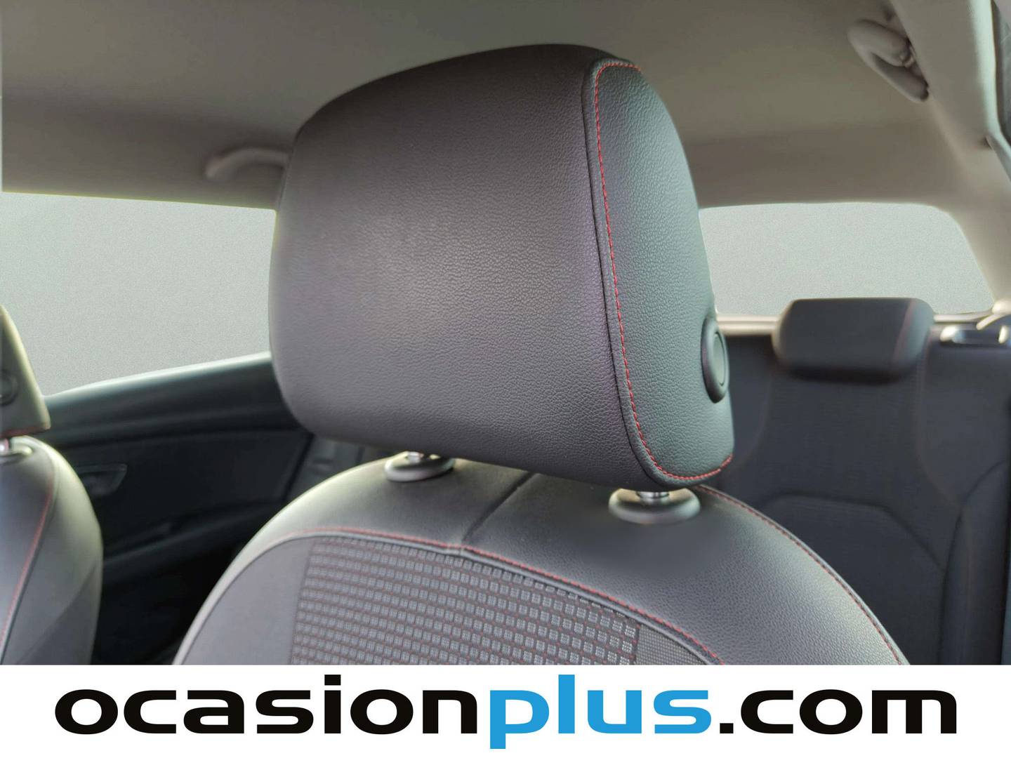 Extras y acabados del Seat León SEAT León ST 2.0 TDI S&S FR Edition DSG-7  (150 CV)