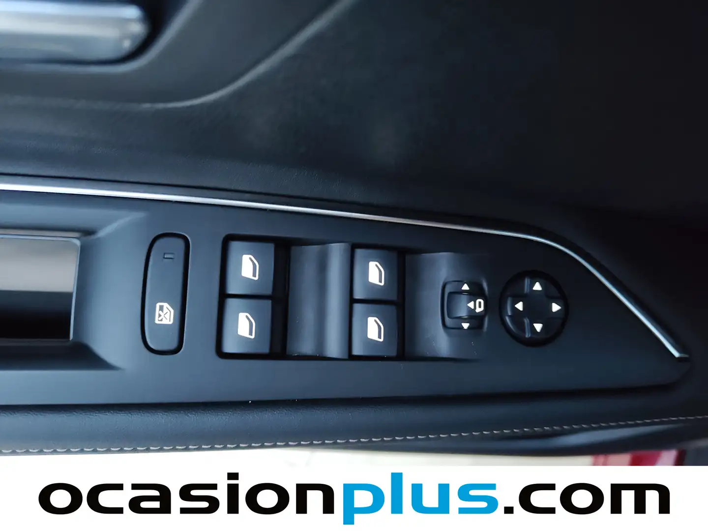 Foto Peugeot 3008 Peugeot 3008 PureTech 130 S&S GT Line (130 CV)