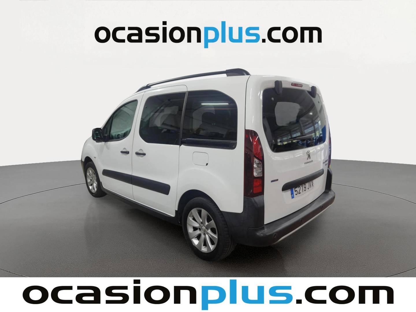 Foto trasera Peugeot Partner Peugeot Partner Tepee Combi 1.2 PureTech Outdoor (110 CV) izquierda
