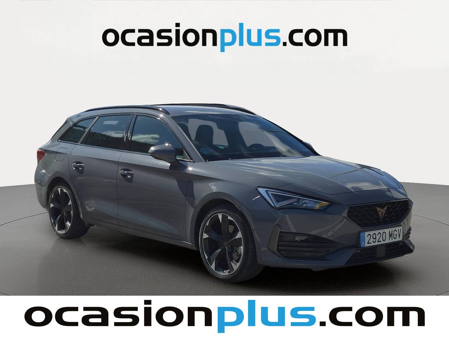 Foto delantera Cupra León Cupra Leon Sportstourer Sportstourer 1.5 eTSI DSG (150 CV) derecha