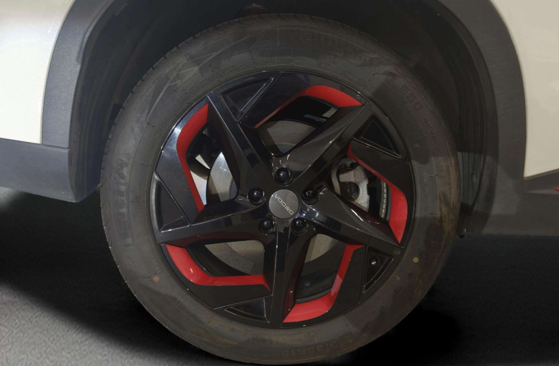 Omoda 5 1.6 T-GDi Premium DCT - foto 37
