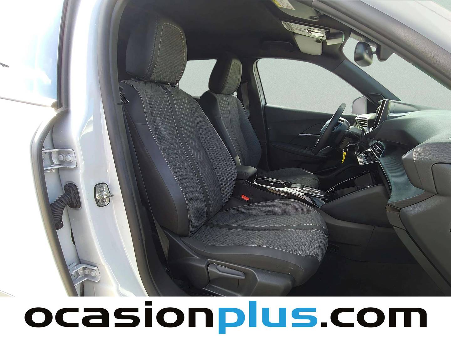 Peugeot 2008 Peugeot 2008 Allure Hybrid eDCS6 (145 CV) al mejor precio