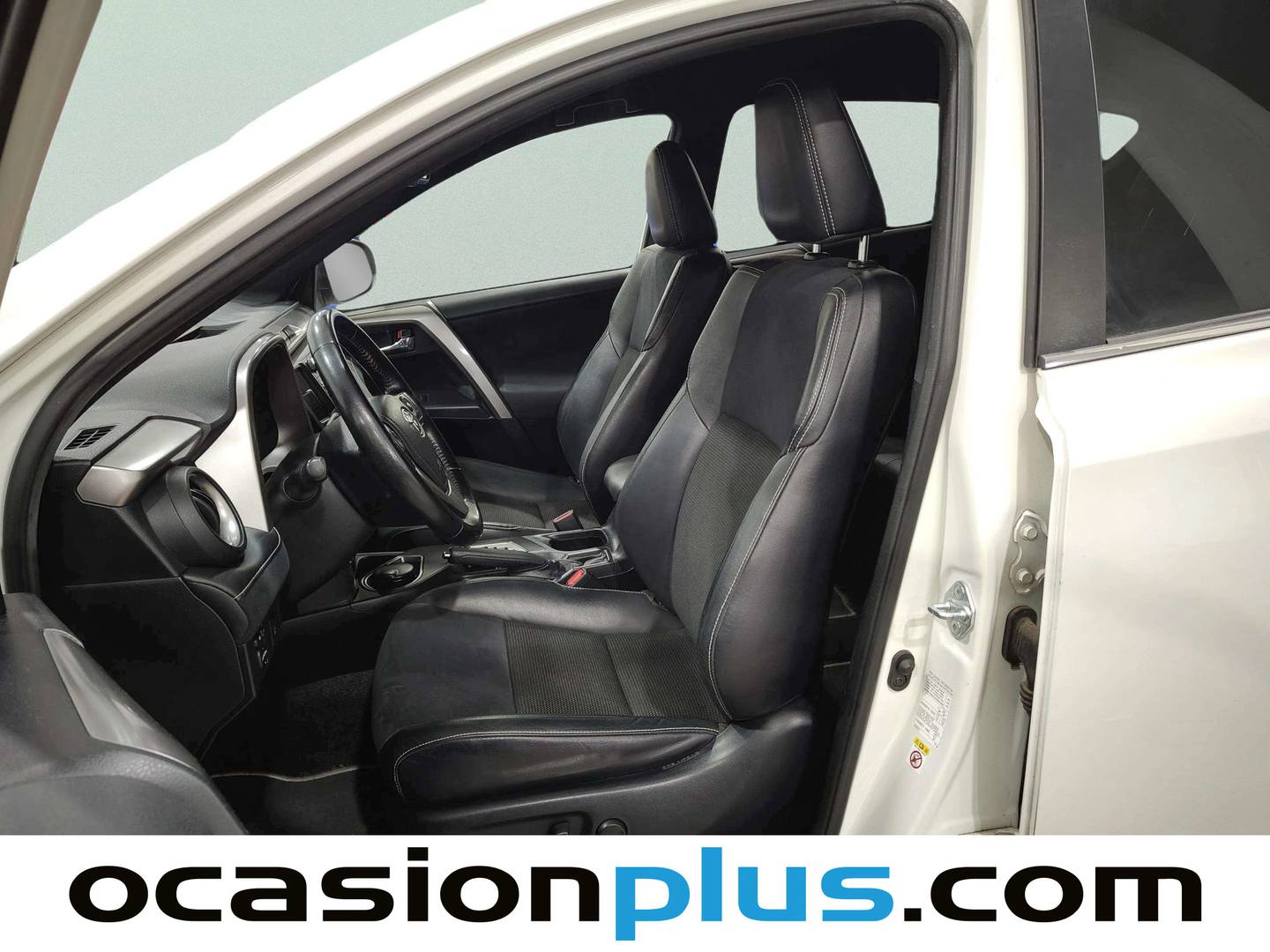 Foto asientos delanteros Toyota Rav4 Toyota Rav4 2.5l hybrid Feel! 2WD (197 CV)