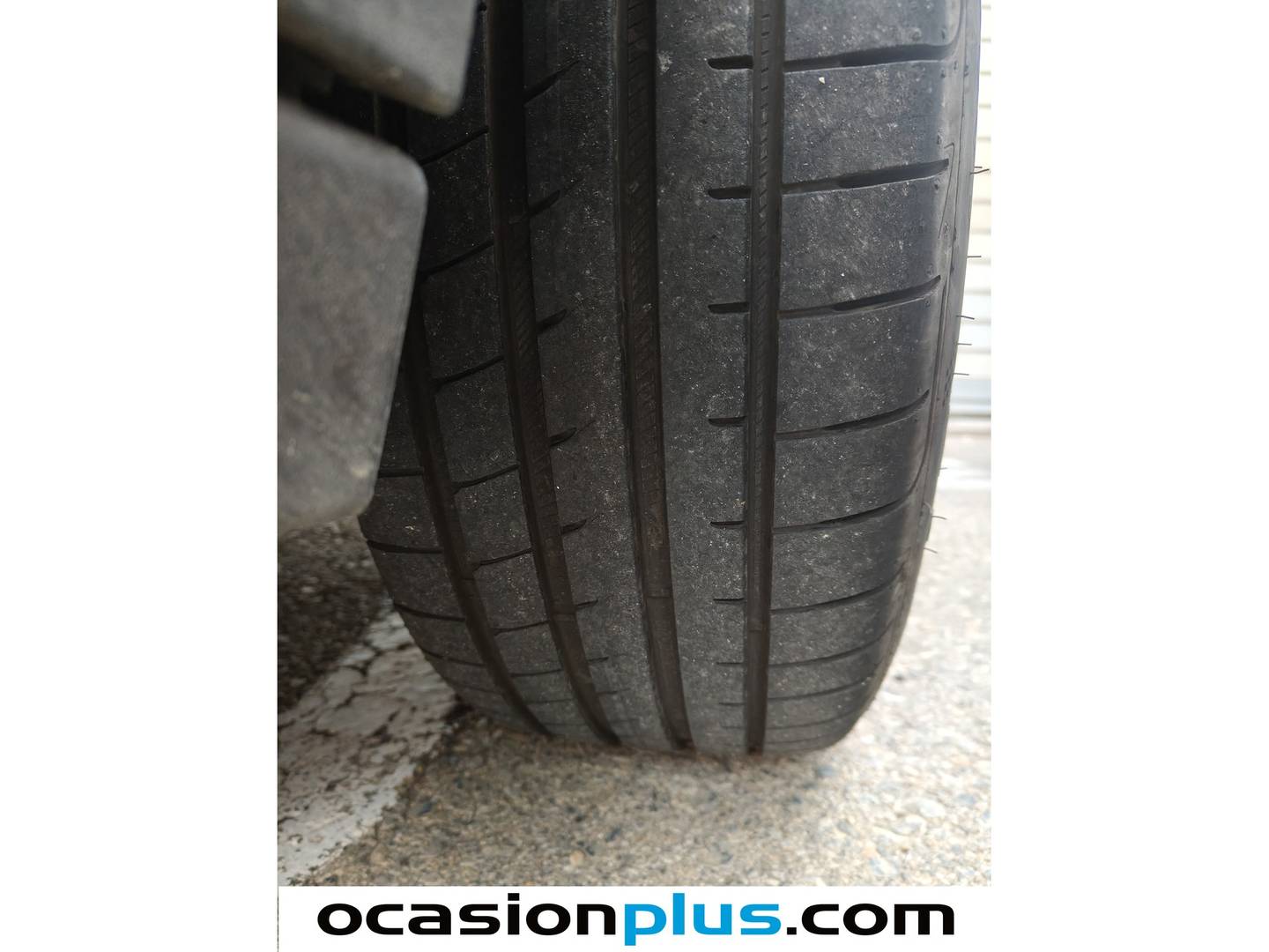 Foto Volkswagen T-Roc Volkswagen T-Roc Cabrio 1.5 TSI (150 CV) DSG Pack R-Line