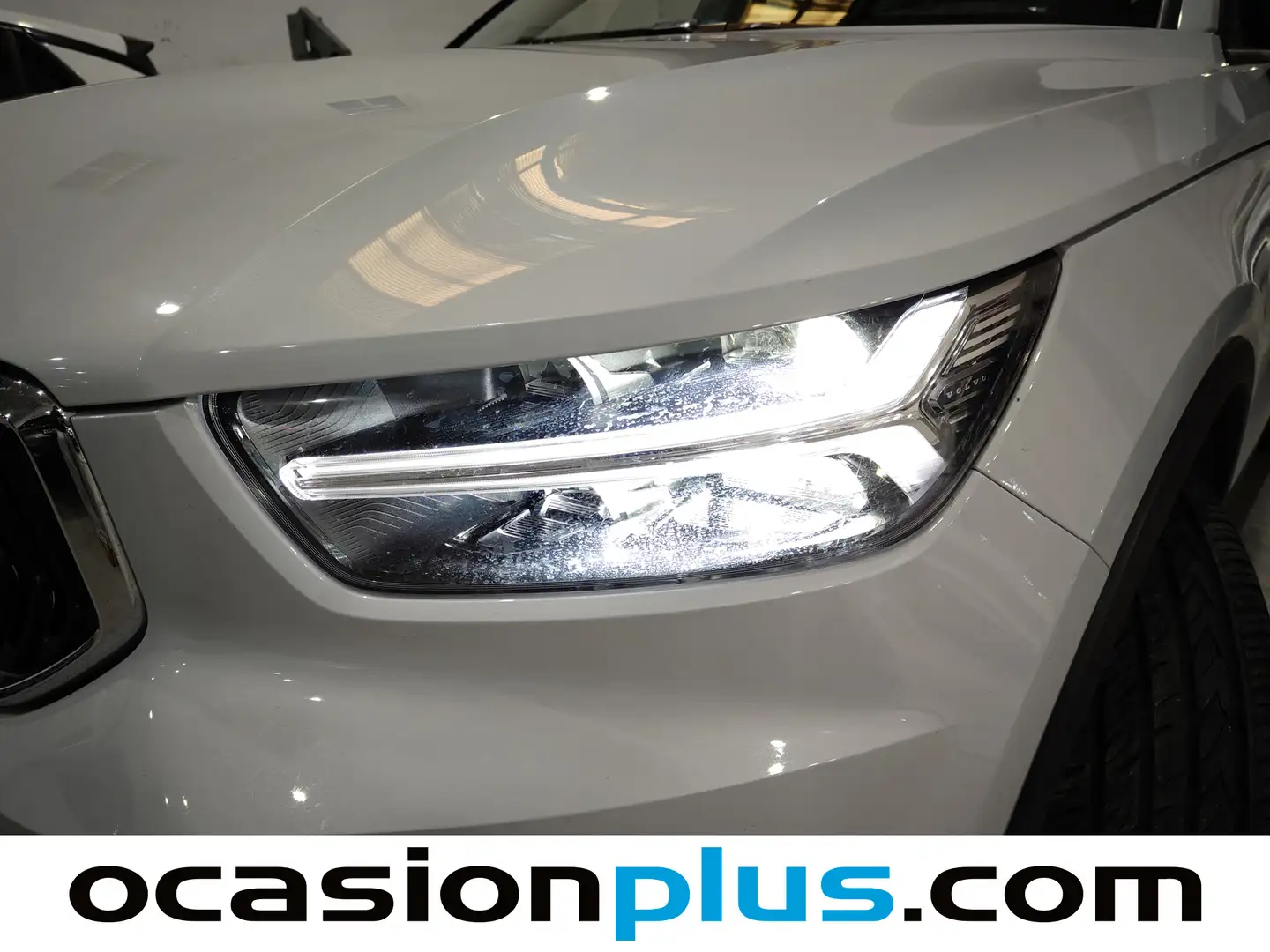 Foto Volvo XC40 Volvo XC40 T2 Momentum Core (129 CV)