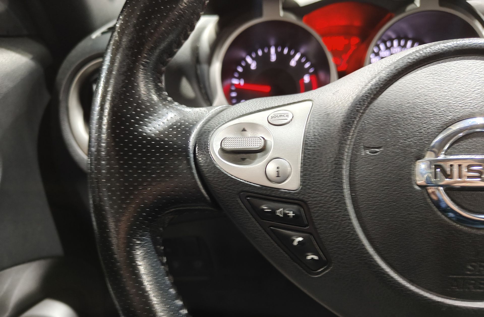 Nissan Juke dCi 110 Acenta 4x2 - foto 22