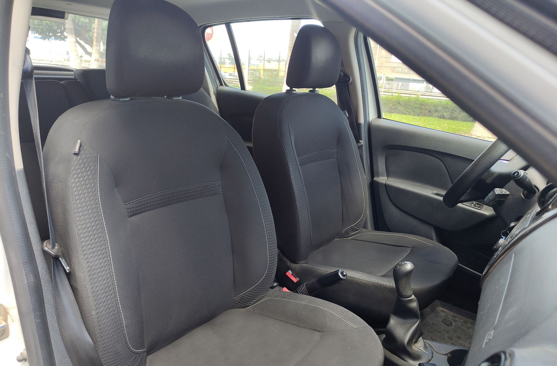 Dacia Sandero Ambiance 1.0 - foto 13