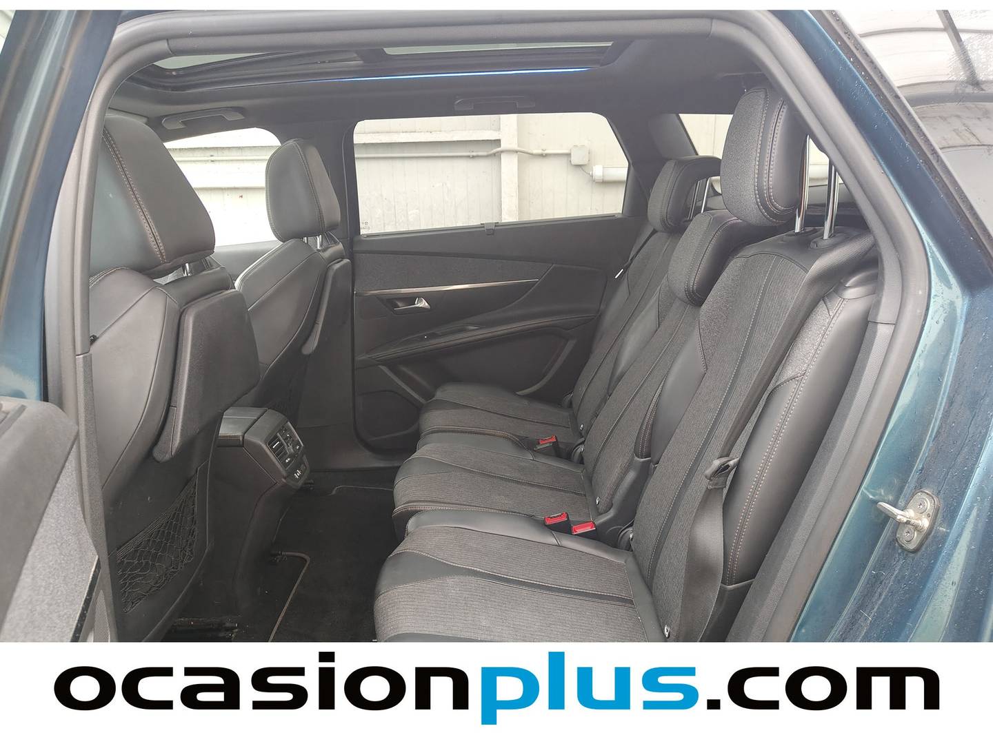 Foto asientos traseros Peugeot 5008 Peugeot 5008 2.0L BlueHDi GT-Line S&S (150 CV)