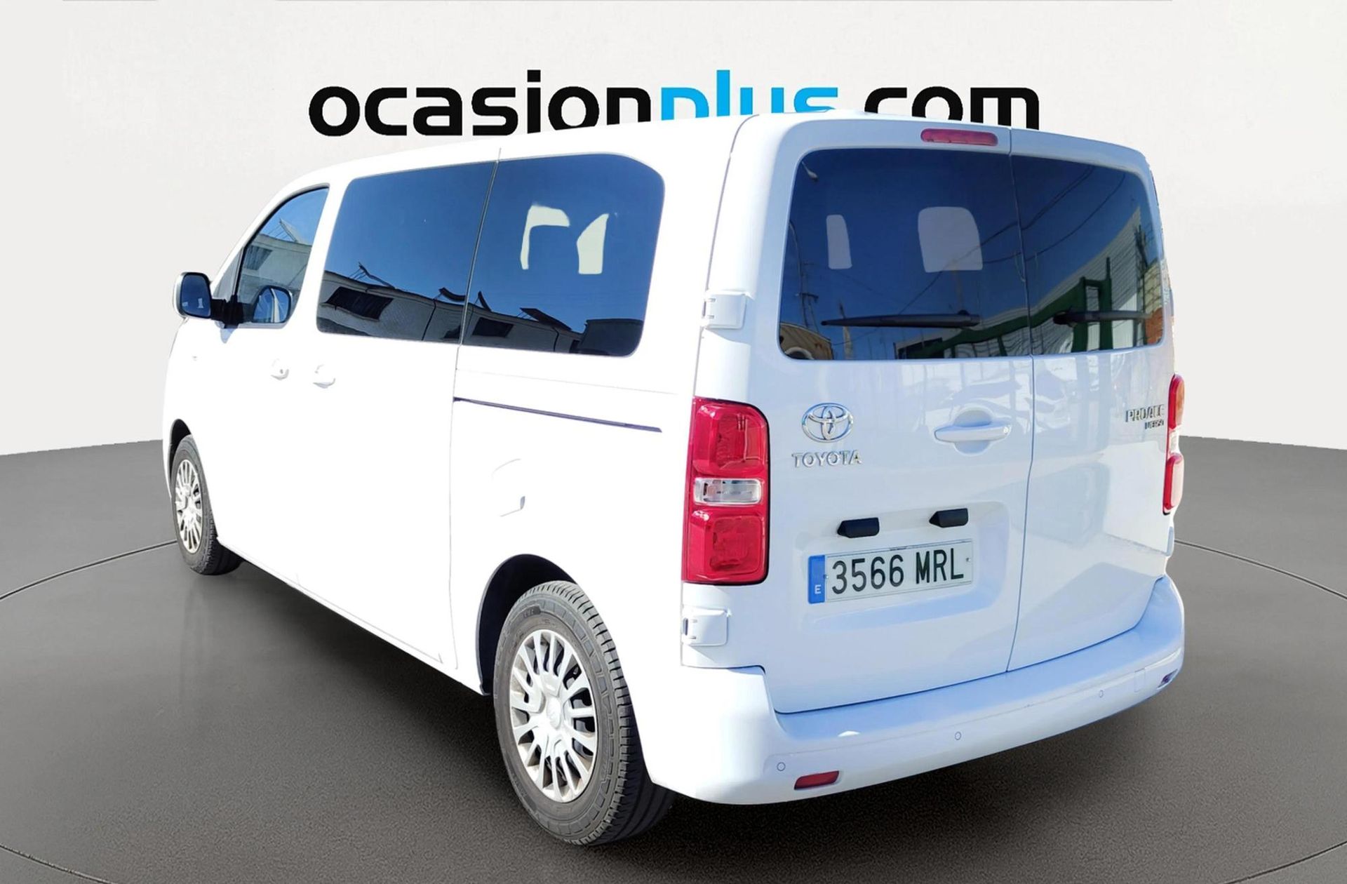 Toyota Proace Verso 2.0D VX Plus Shuttle L1 - foto 3