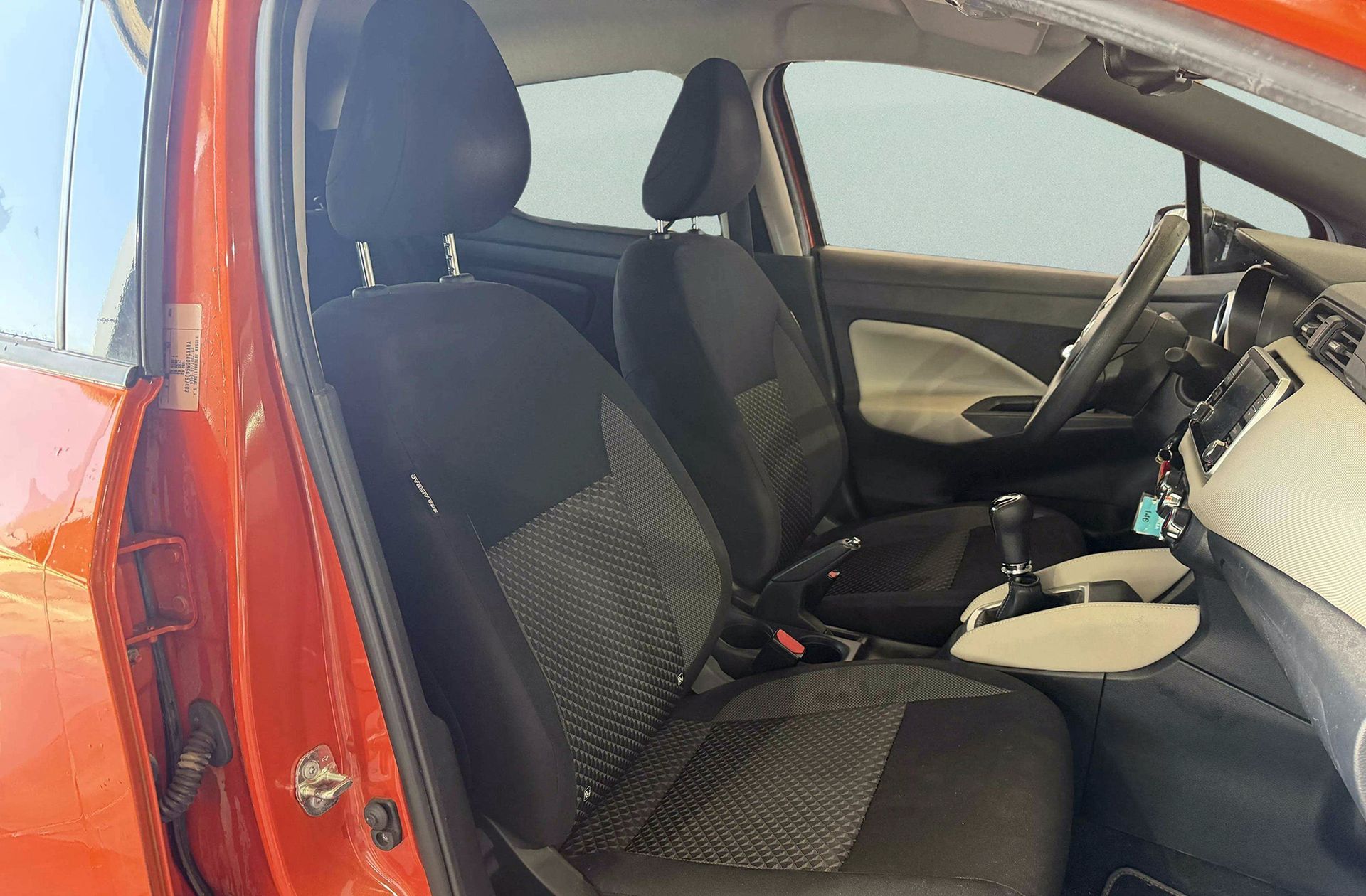 Nissan Micra IG-T Visia+ - foto 13