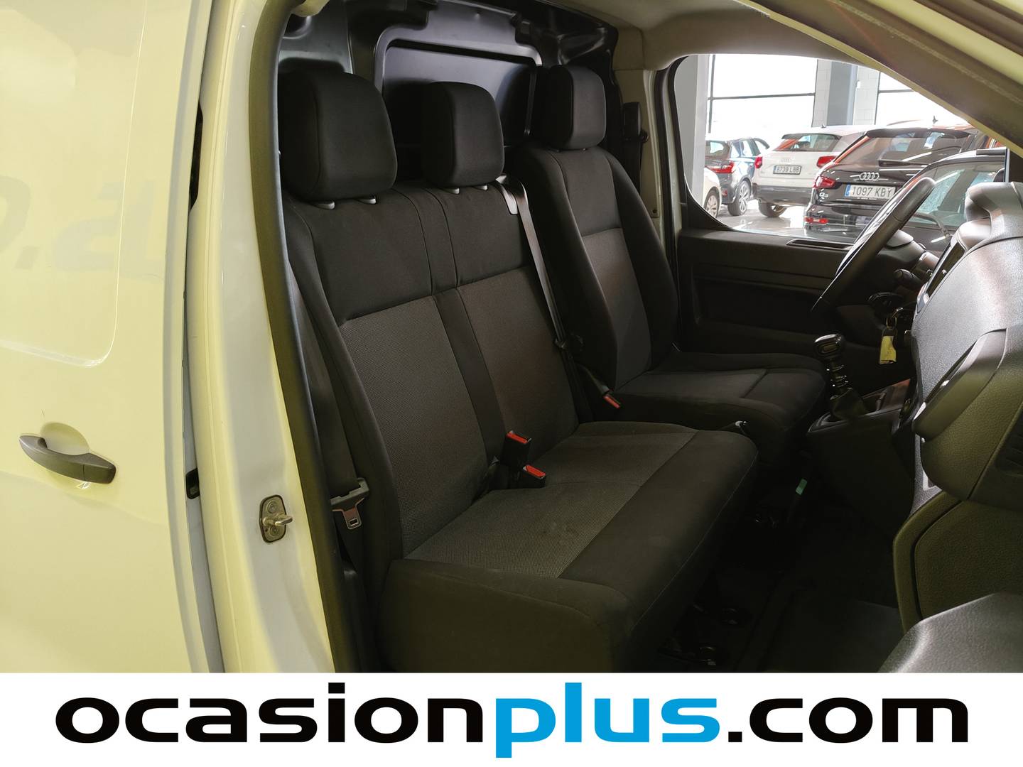Fotos maletero Peugeot Expert Peugeot Expert Furgon BlueHDi 100 Standard (102 CV)