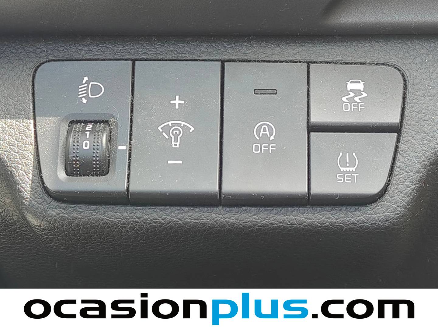Extras y acabados del KIA Stonic KIA Stonic 1.0 T-GDi MHEV iMT Concept (100 CV)