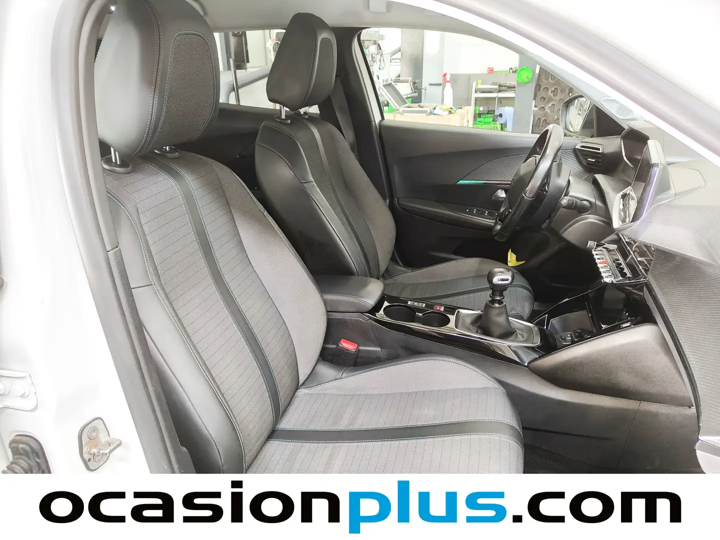 Foto Peugeot 2008 Peugeot 2008 BlueHDi 110 Allure (110 CV)