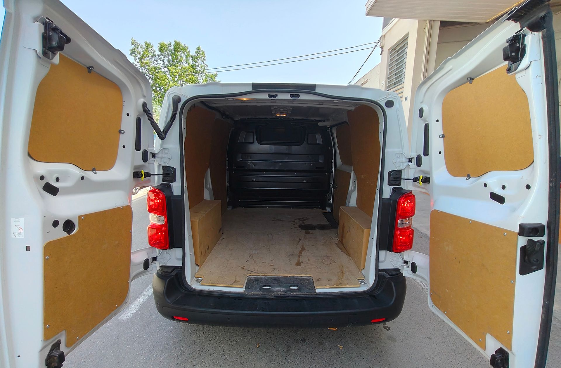 Opel Vivaro Furgon BlueHDi 120 - foto 14