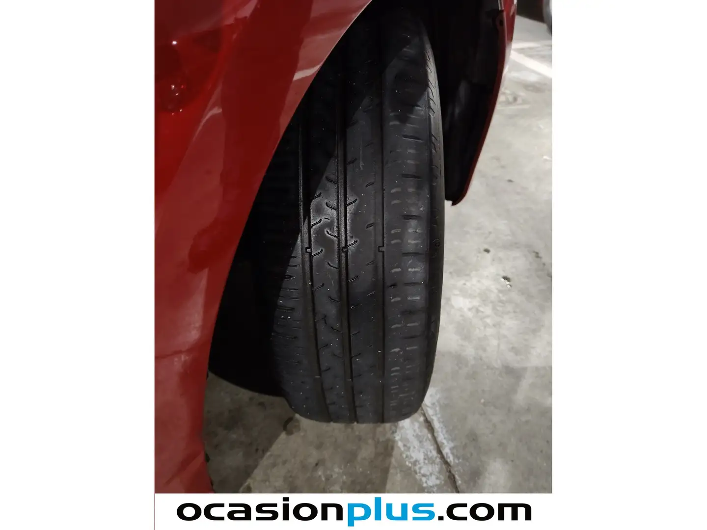 Foto Toyota Yaris Toyota Yaris 120H Business Plus (116 CV)