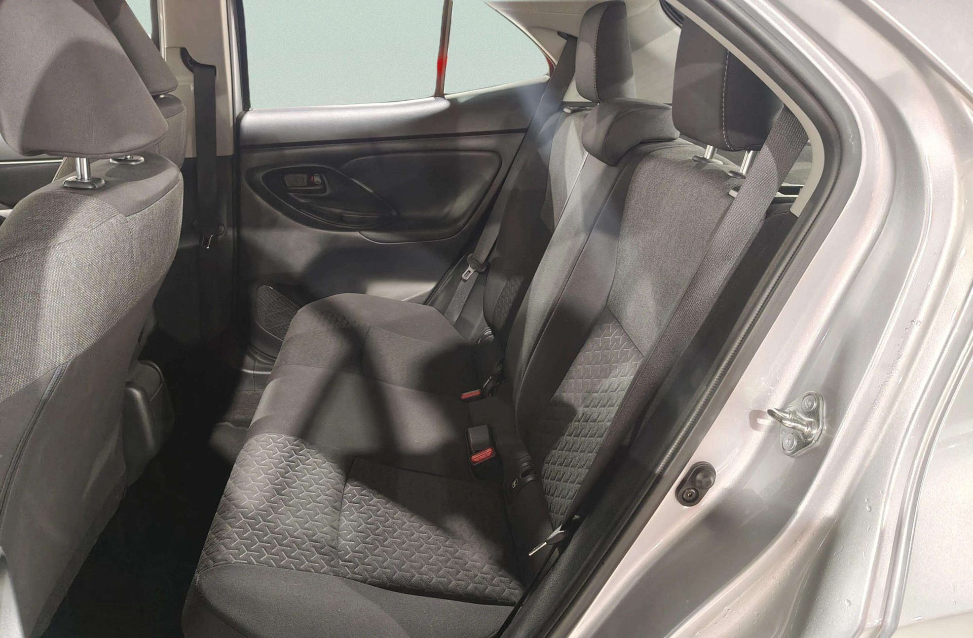 Toyota Yaris Cross 120H Business Plus - foto 10
