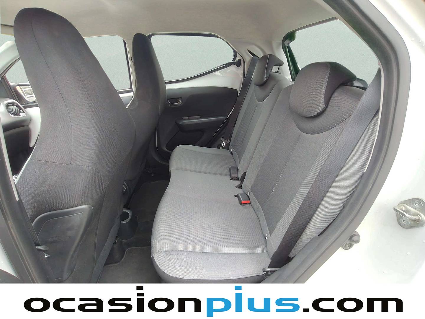 Foto Toyota Aygo Toyota Aygo 1.0 70 x-play (72 CV)