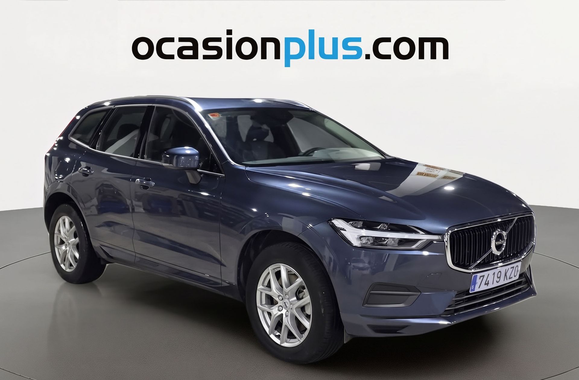 Volvo XC60 T4 Momentum - foto 2