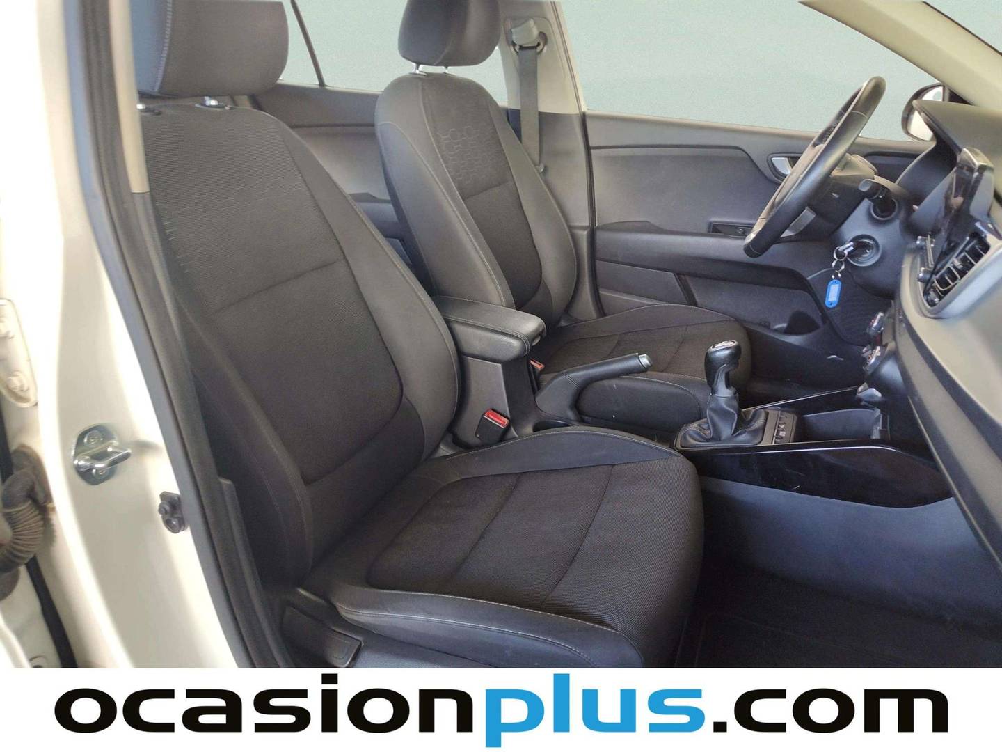 KIA Rio KIA Rio 1.0 T-GDi MHEV iMT Drive (100 CV) manual
