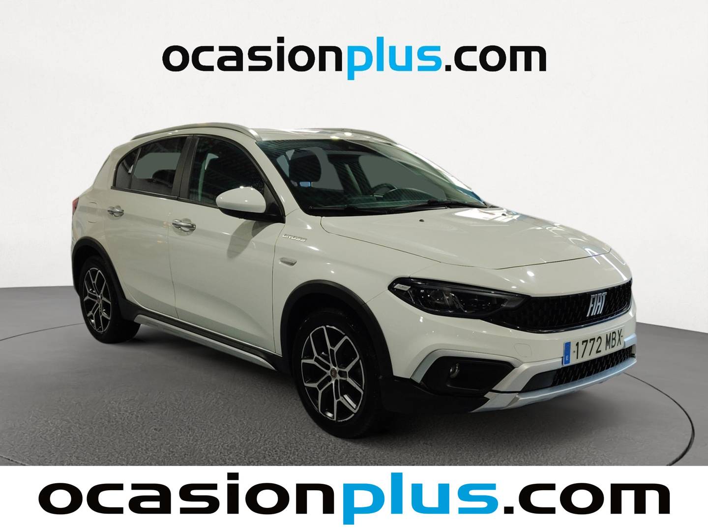 Foto delantera Fiat Tipo Fiat Tipo 1.5 Hybrid Cross DCT (130 CV) derecha