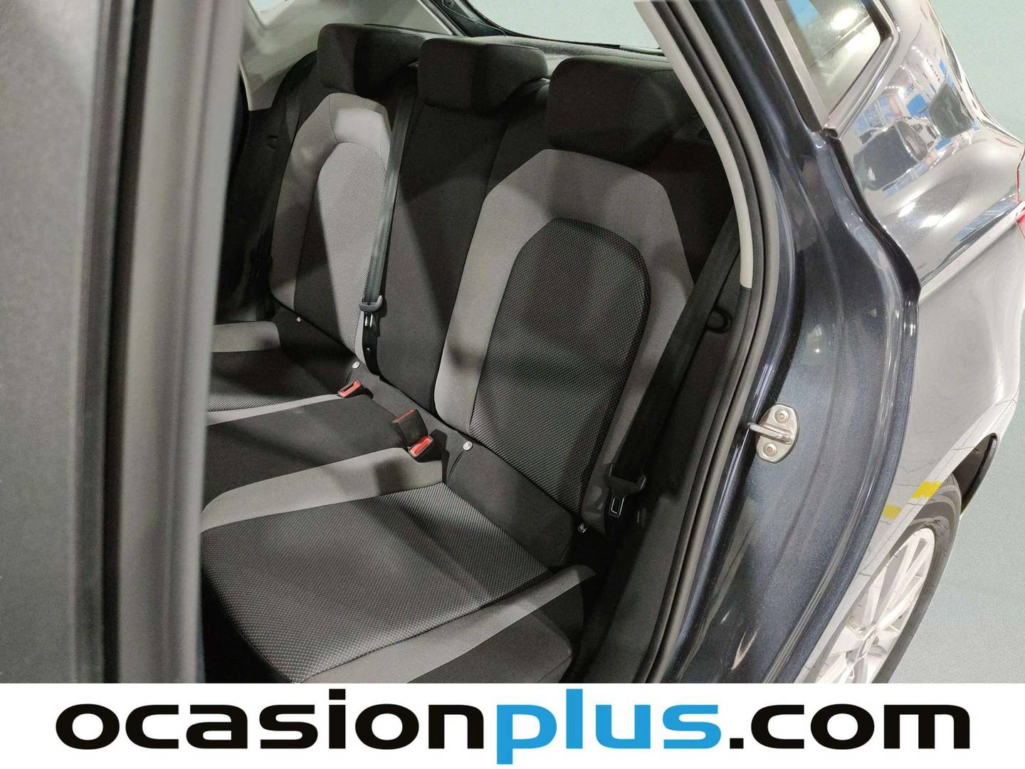 Foto Seat Ibiza SEAT Ibiza 1.0 MPI Style Plus (80 CV)