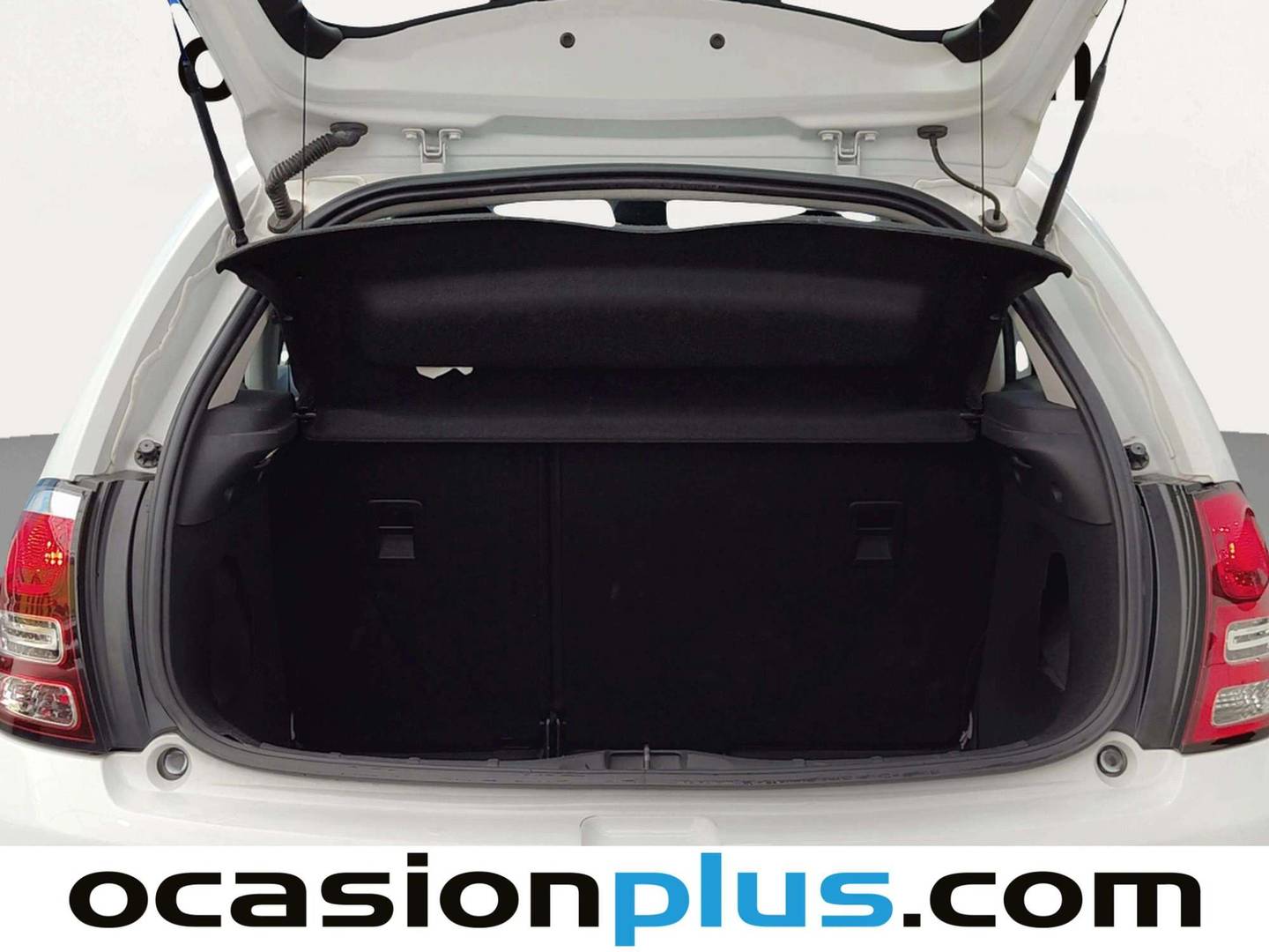 Foto asientos delanteros Citroën C3 Citroën C3 PureTech 82 Live Edition (82 CV)