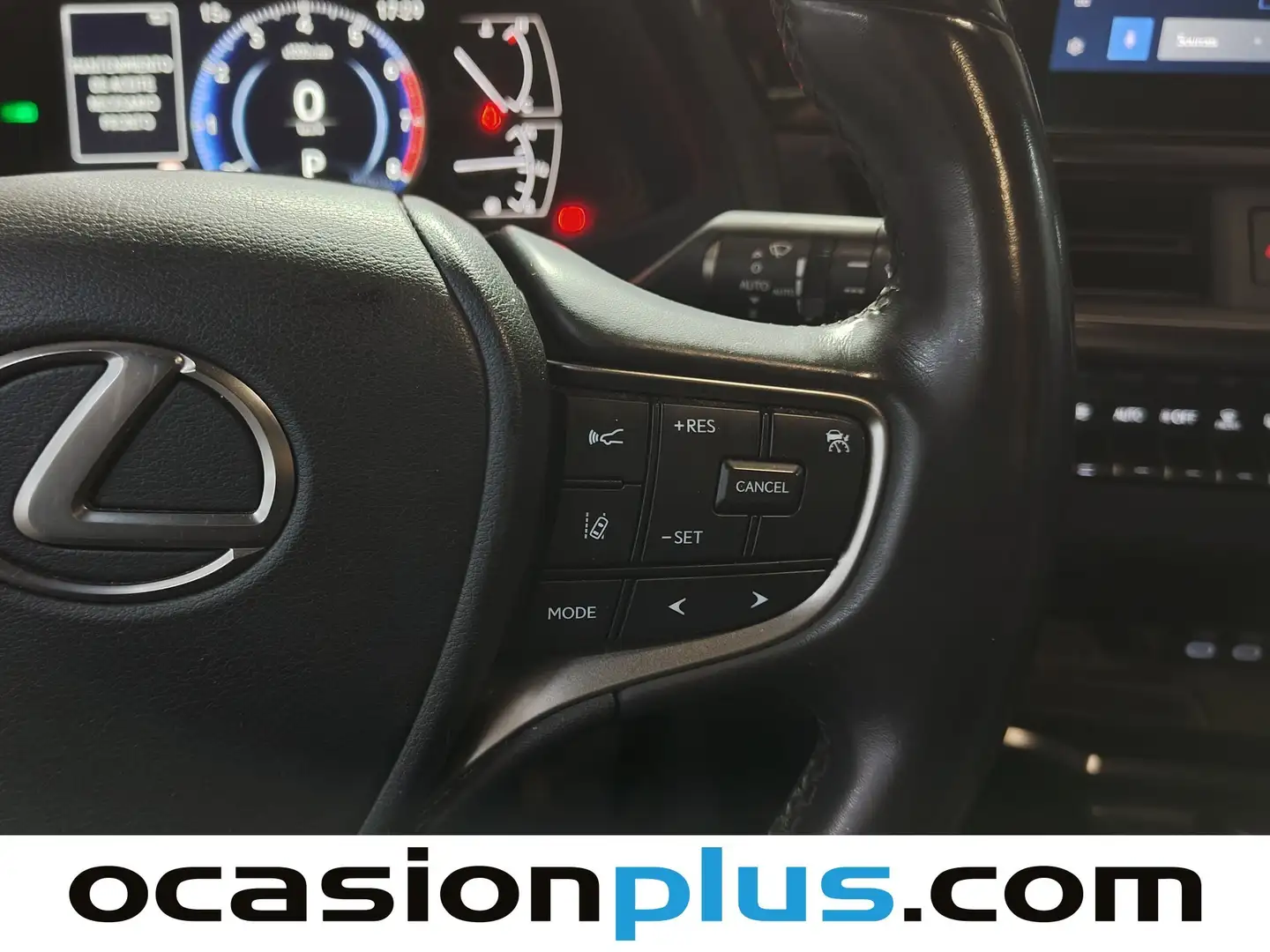 Foto Lexus UX Lexus UX 250h Business 2WD (184 CV)