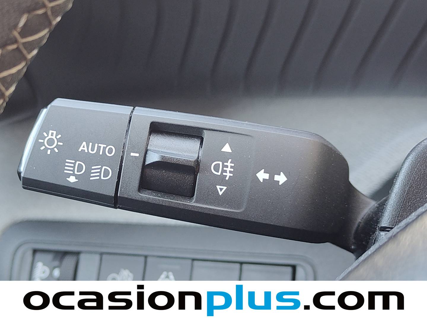 Citroën C3 Aircross Citroën C3 Aircross Hybrid 145 Plus e-DCS6 (145 CV) seminuevo