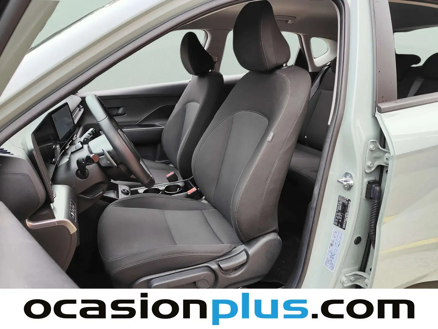 Foto Hyundai Kona Hyundai Kona 1.6 GDI HEV Maxx DCT (141 CV)