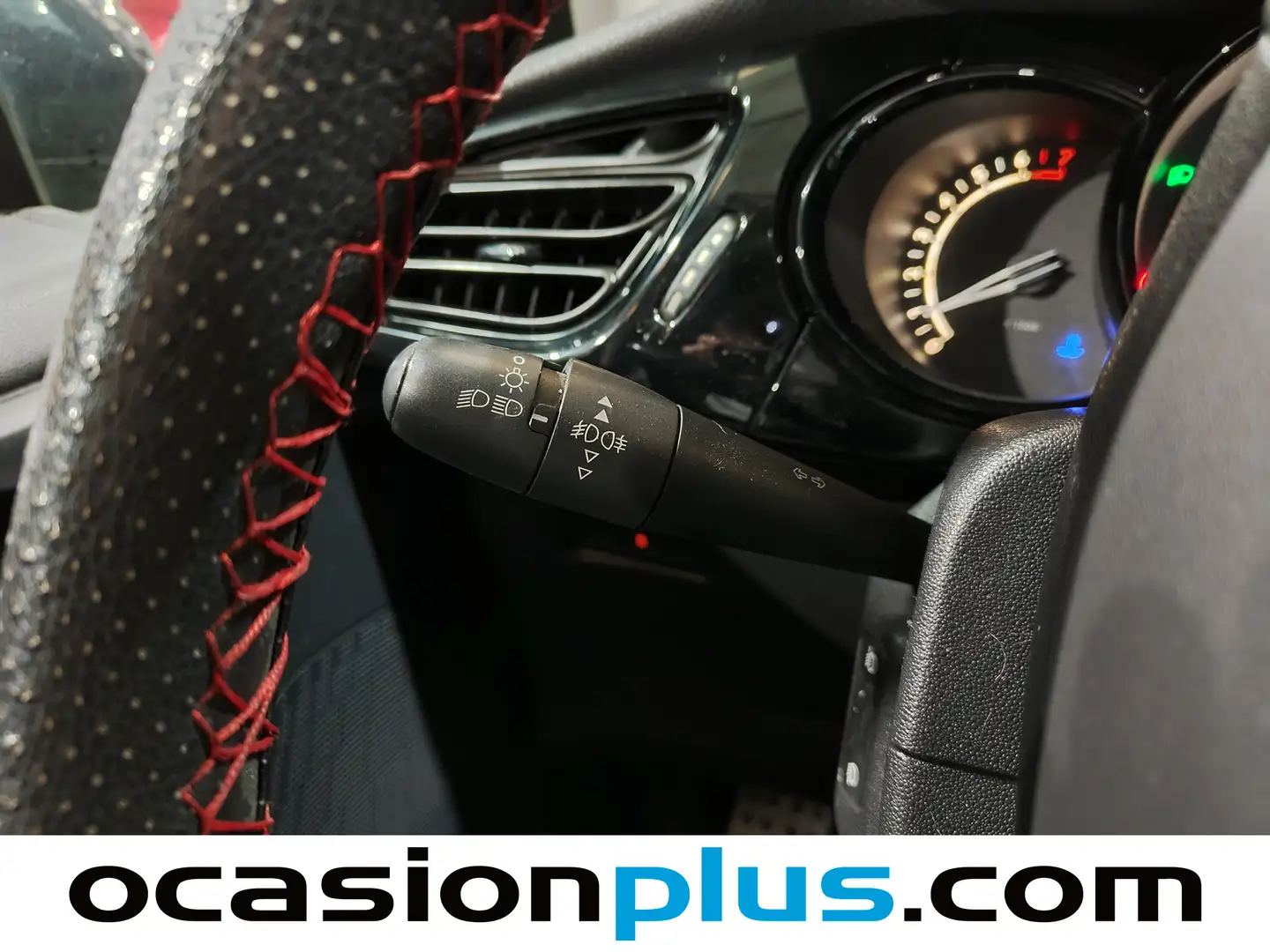 Foto Citroën C3 Citroen C3 PureTech 82 Tonic  (82 CV)