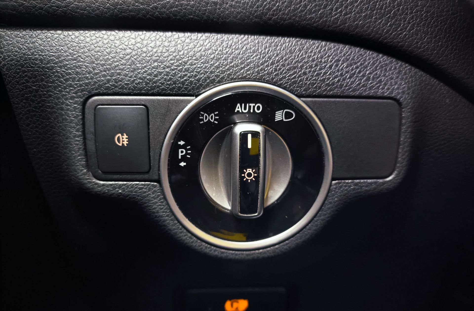 Mercedes-Benz CLA 200 - foto 24