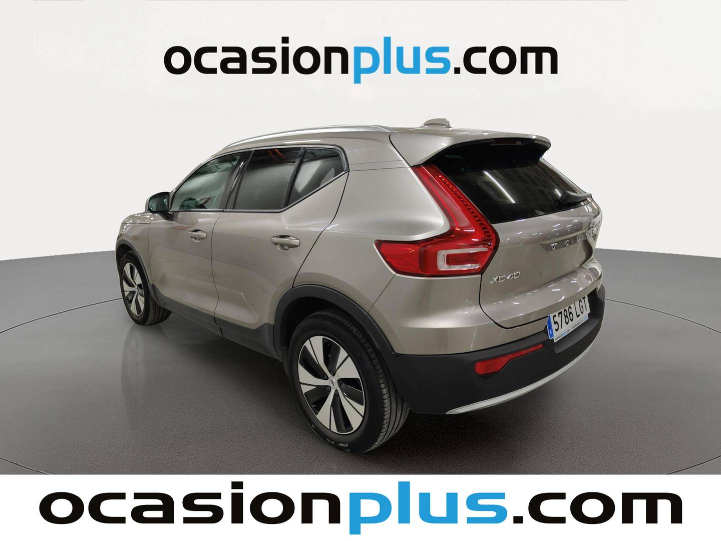 Foto trasera Volvo XC40 Volvo XC40 T3 Business Plus (163 CV) izquierda