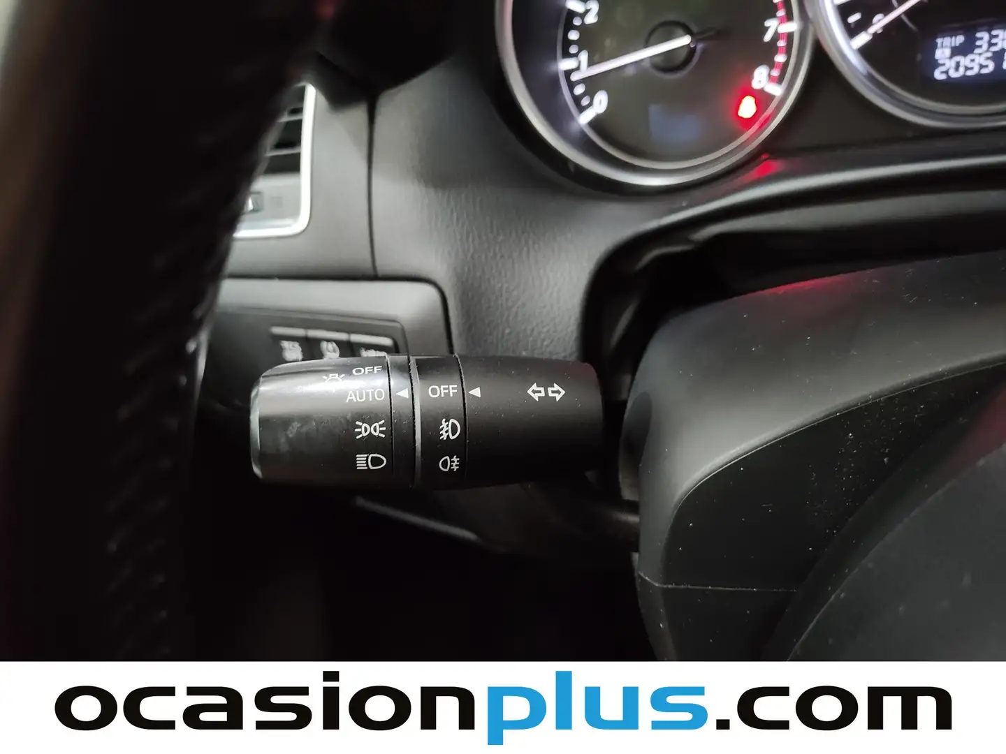 Foto Mazda CX-5 Mazda CX-5 2.0 GE Black Tech Edition 2WD (165 CV)