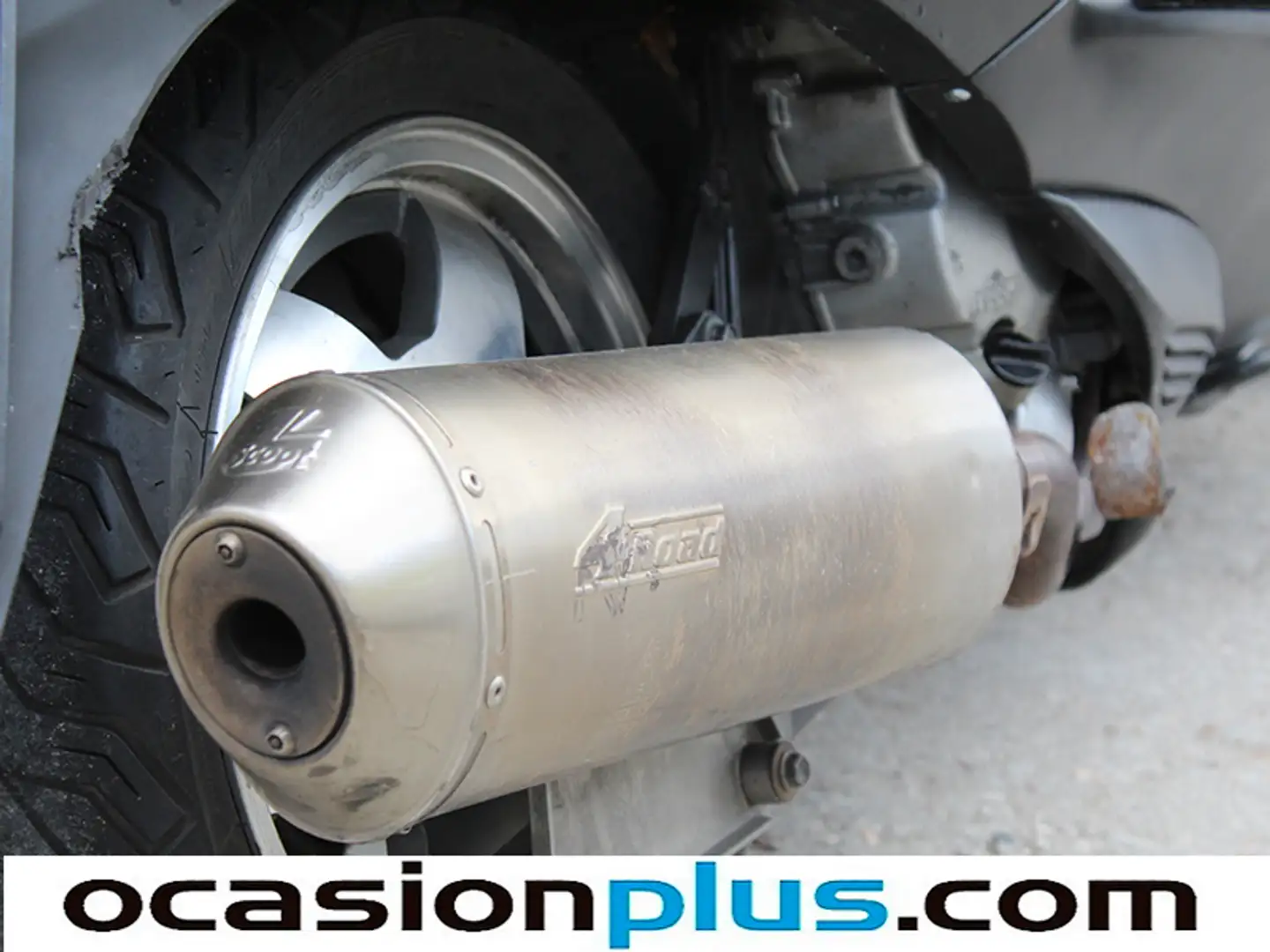 Foto Suzuki BURGMAN 400 Suzuki BURGMAN 400 400 (31 CV)