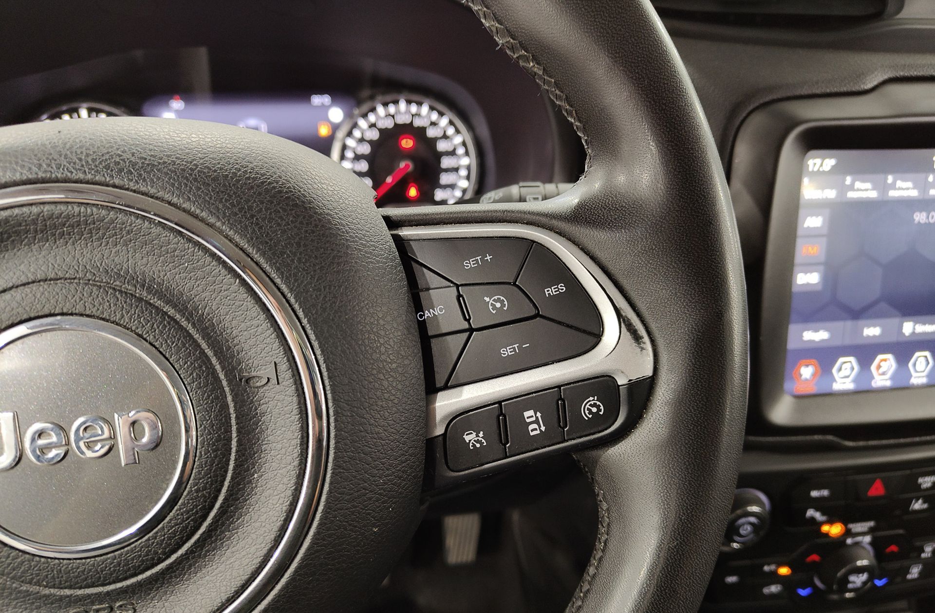 Jeep Renegade 1.0G Limited 4x2 - foto 22