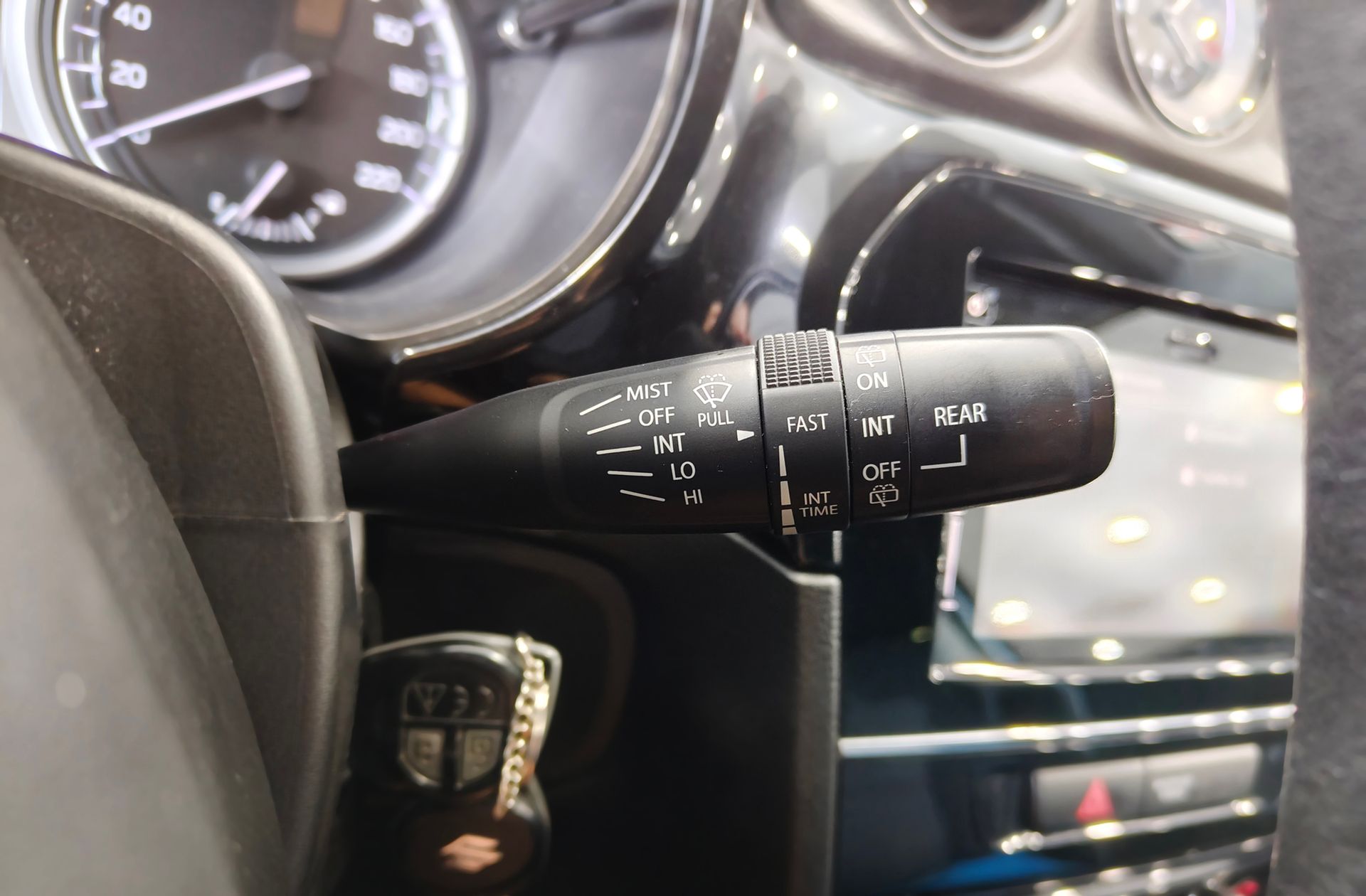 Suzuki Vitara 1.6 GLE 4WD - foto 24
