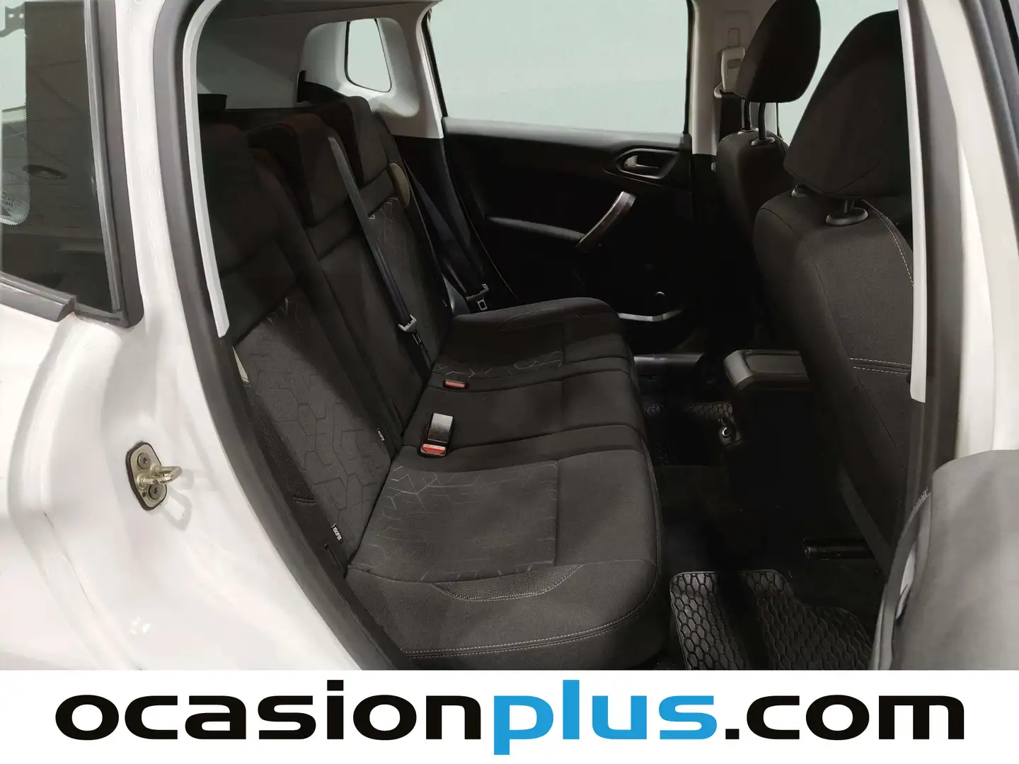 Foto Peugeot 2008 Peugeot 2008 VTI 82 Active  (82 CV)