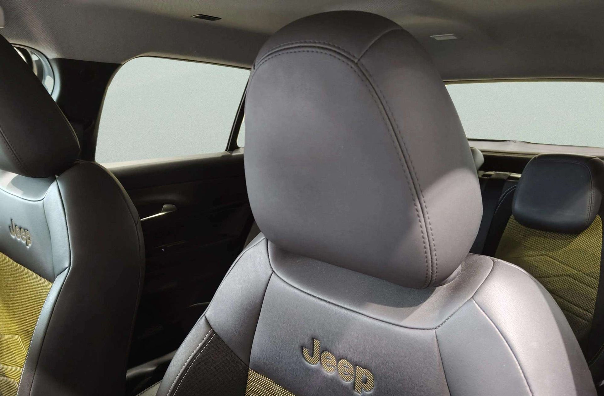 Jeep Avenger 1.2 G Summit - foto 13