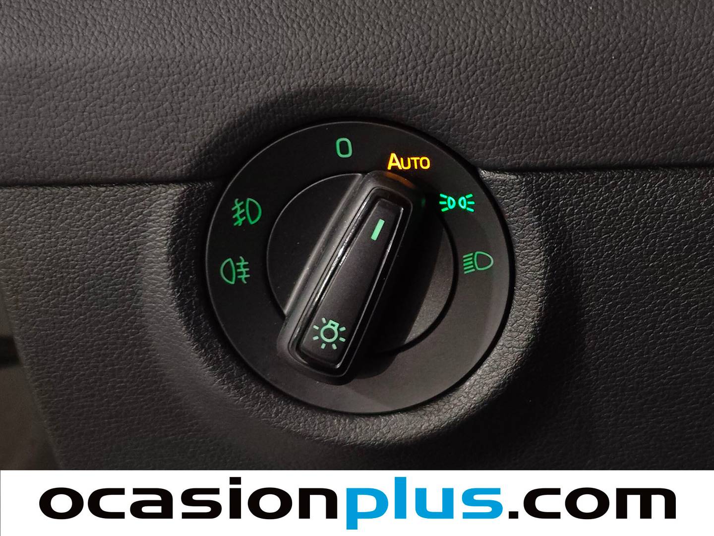 Foto Skoda Octavia Skoda Octavia Combi 1.6 TDI CR Ambition (115 CV)