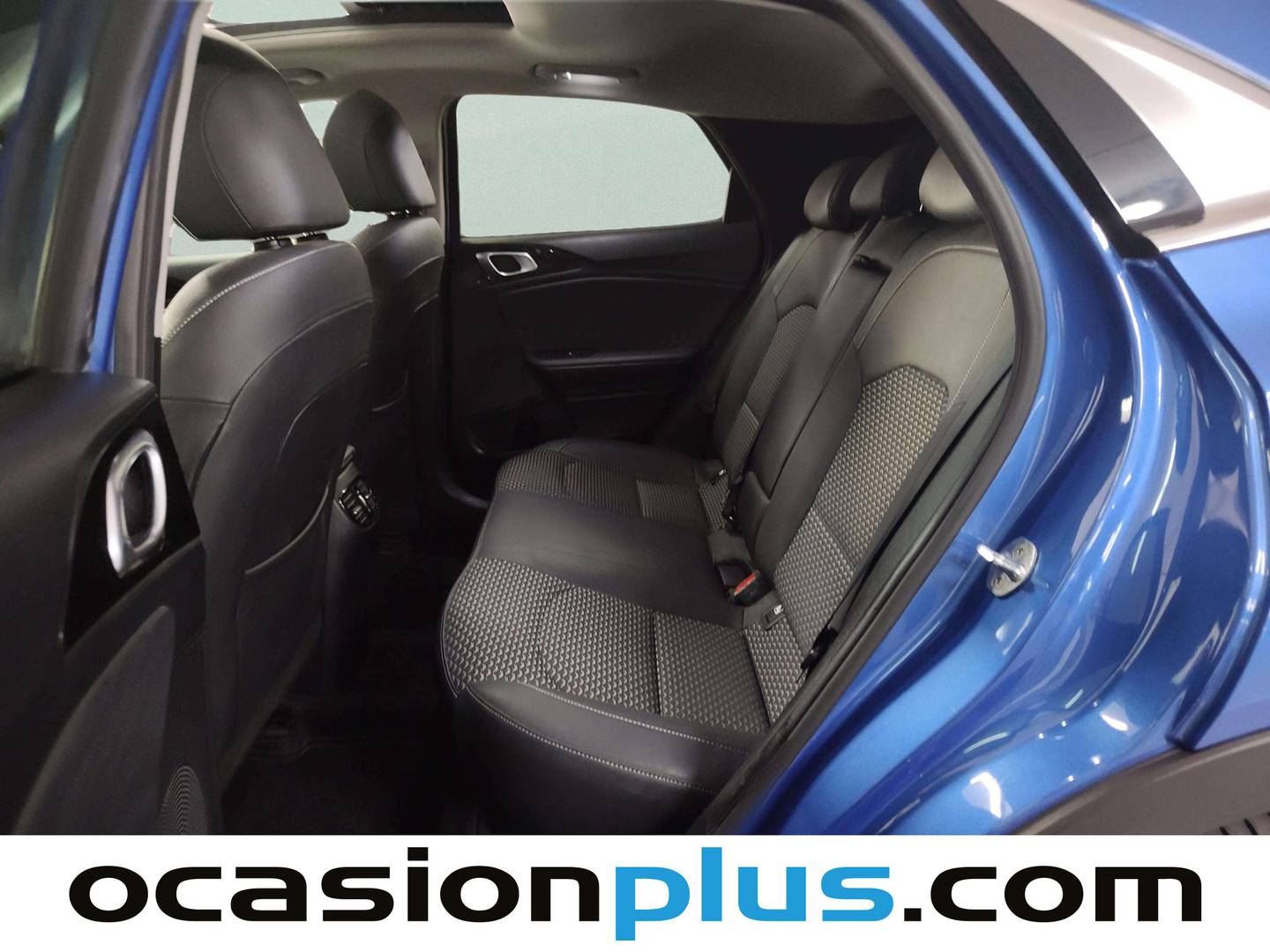 Foto asientos traseros KIA XCeed KIA XCeed 1.5 MHEV iMT Emotion (160 CV)